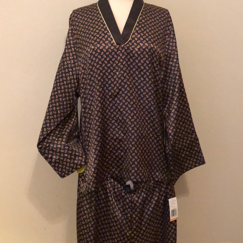 Jones New York 2 Piece Pajama Set. Paisley. Small